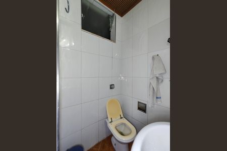 Apartamento à venda com 80m², 2 quartos e 1 vaga Apartamento à venda com 80m², 2 quartos e 1 vagaBanheiro Social