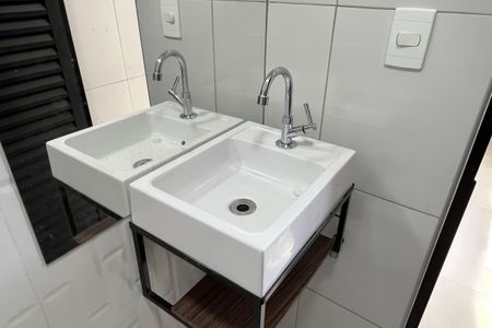 Apartamento para alugar com 101m², 3 quartos e 1 vaga Apartamento para alugar com 101m², 3 quartos e 1 vagaBanheiro de serviço