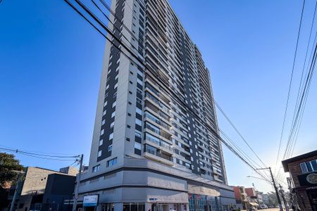 Apartamento para alugar com 31m², 1 quarto e 1 vaga Apartamento para alugar com 31m², 1 quarto e 1 vagaFachada