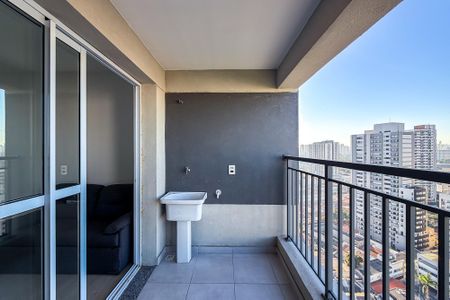 Apartamento para alugar com 31m², 1 quarto e 1 vaga Apartamento para alugar com 31m², 1 quarto e 1 vagaVaranda da Sala
