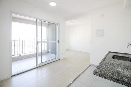 Sala/Cozinha de kitnet/studio para alugar com 1 quarto, 31m² em Belenzinho, São Paulo