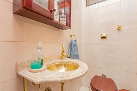 Apartamento à venda com 136m², 3 quartos e 2 vagasLavabo