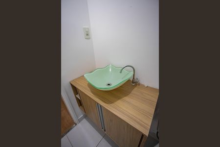 Apartamento à venda com 65m², 2 quartos e 1 vagaBanheiro social
