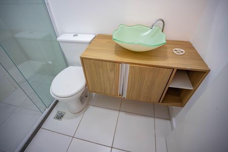 Apartamento à venda com 65m², 2 quartos e 1 vagaBanheiro da suíte