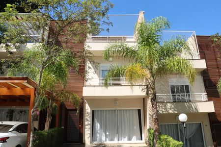 Casa de Condomínio para alugar com 3 quartos, 200m² em Jardim Barbacena, Cotia