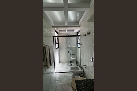Apartamento à venda com 390m², 5 quartos e 10 vagas Apartamento à venda com 390m², 5 quartos e 10 vagasSuíte 5 Banheiro