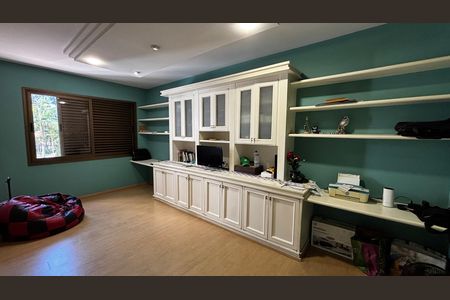 Apartamento à venda com 390m², 5 quartos e 10 vagas Apartamento à venda com 390m², 5 quartos e 10 vagasSuíte 4
