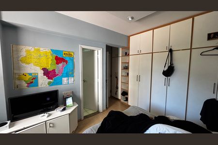 Apartamento à venda com 390m², 5 quartos e 10 vagas Apartamento à venda com 390m², 5 quartos e 10 vagasSuíte 2