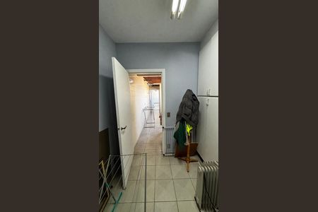 Apartamento à venda com 390m², 5 quartos e 10 vagas Apartamento à venda com 390m², 5 quartos e 10 vagasQuarto de Apoio Area de Serviço