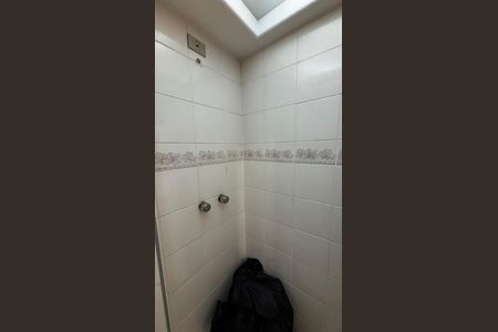 Apartamento à venda com 390m², 5 quartos e 10 vagas Apartamento à venda com 390m², 5 quartos e 10 vagasBanheiro da Suíte 4