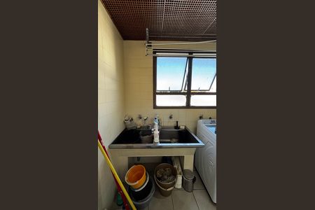 Apartamento à venda com 390m², 5 quartos e 10 vagas Apartamento à venda com 390m², 5 quartos e 10 vagasÁrea de Serviço