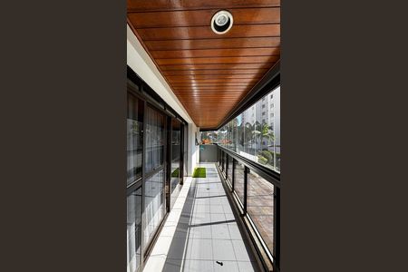 Apartamento à venda com 390m², 5 quartos e 10 vagas Apartamento à venda com 390m², 5 quartos e 10 vagasSala - Sala Estar Varanda