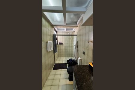 Apartamento à venda com 390m², 5 quartos e 10 vagas Apartamento à venda com 390m², 5 quartos e 10 vagasBanheiro da Suíte 2