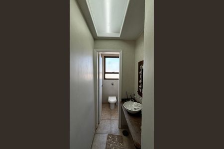Apartamento à venda com 390m², 5 quartos e 10 vagas Apartamento à venda com 390m², 5 quartos e 10 vagasLavabo