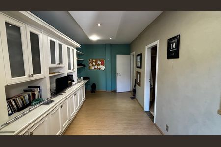 Apartamento à venda com 390m², 5 quartos e 10 vagas Apartamento à venda com 390m², 5 quartos e 10 vagasSuíte 4