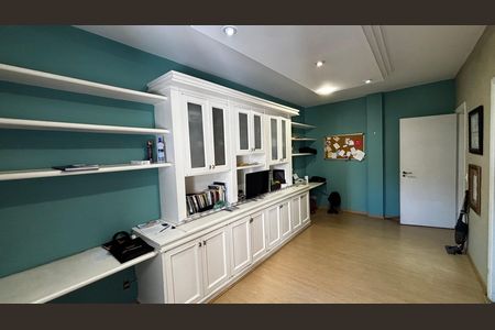 Apartamento à venda com 390m², 5 quartos e 10 vagas Apartamento à venda com 390m², 5 quartos e 10 vagasSuíte 4