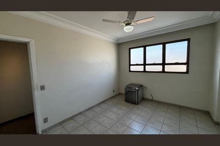 Apartamento à venda com 390m², 5 quartos e 10 vagas Apartamento à venda com 390m², 5 quartos e 10 vagasSala de Jantar