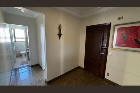 Apartamento à venda com 390m², 5 quartos e 10 vagas Apartamento à venda com 390m², 5 quartos e 10 vagasHall de Entrada