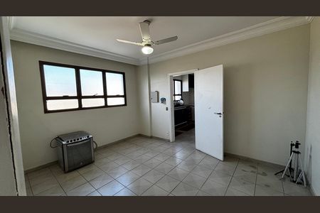 Apartamento à venda com 390m², 5 quartos e 10 vagas Apartamento à venda com 390m², 5 quartos e 10 vagasSala de Jantar