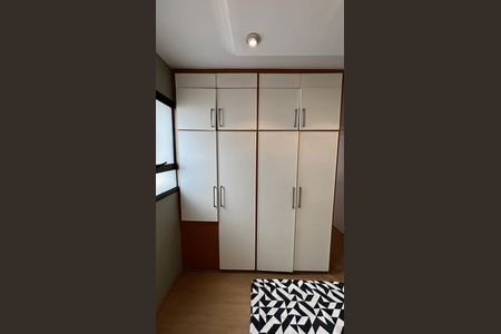 Apartamento à venda com 390m², 5 quartos e 10 vagas Apartamento à venda com 390m², 5 quartos e 10 vagasBanheiro da Suíte 1