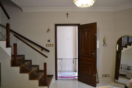 Sala de casa para alugar com 5 quartos, 292m² em Parque das Nações, Santo André