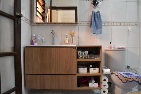 Casa à venda com 292m², 5 quartos e 4 vagasBanheiro da Suíte