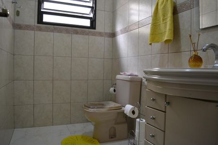 Casa à venda com 292m², 5 quartos e 4 vagasLavabo