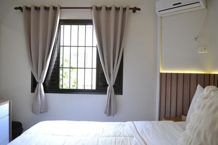 Casa à venda com 292m², 5 quartos e 4 vagasSuíte