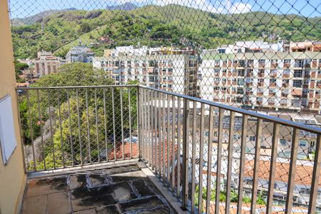 Apartamento à venda com 75m², 2 quartos e 1 vagaVaranda da Suíte