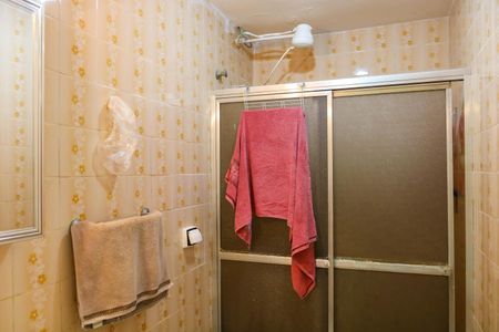 Apartamento à venda com 75m², 2 quartos e 1 vagaBanheiro Social