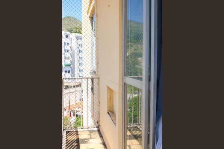 Apartamento à venda com 75m², 2 quartos e 1 vagaVaranda da Sala