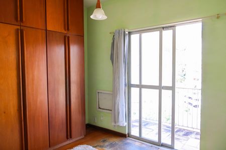 Apartamento à venda com 75m², 2 quartos e 1 vagaSuíte
