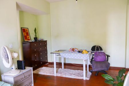 Apartamento à venda com 75m², 2 quartos e 1 vagaSala