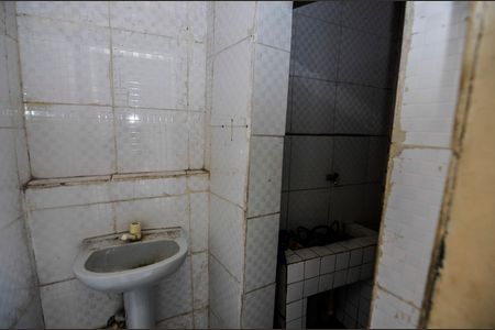 Casa à venda com 137m², 3 quartos e 1 vaga Casa à venda com 137m², 3 quartos e 1 vagaBanheiro