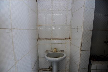 Casa à venda com 137m², 3 quartos e 1 vaga Casa à venda com 137m², 3 quartos e 1 vagaBanheiro