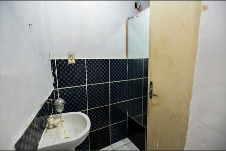 Casa à venda com 137m², 3 quartos e 1 vaga Casa à venda com 137m², 3 quartos e 1 vagaBanheiro