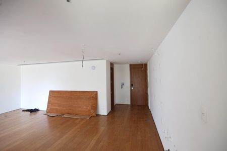 Apartamento à venda com 169m², 1 quarto e 2 vagas Apartamento à venda com 169m², 1 quarto e 2 vagasSala/Cozinha