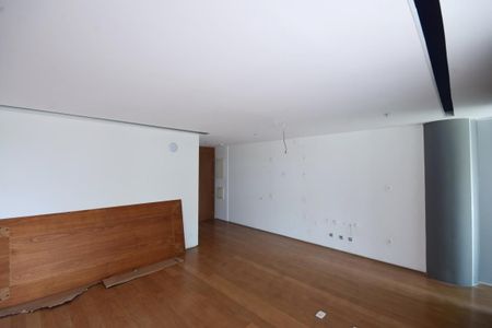 Apartamento à venda com 169m², 1 quarto e 2 vagas Apartamento à venda com 169m², 1 quarto e 2 vagasSala/Cozinha