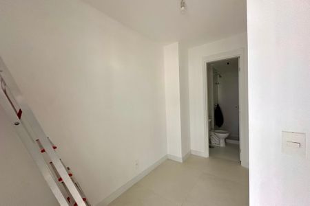 Apartamento à venda com 166m², 3 quartos e 2 vagasQuarto de Serviço
