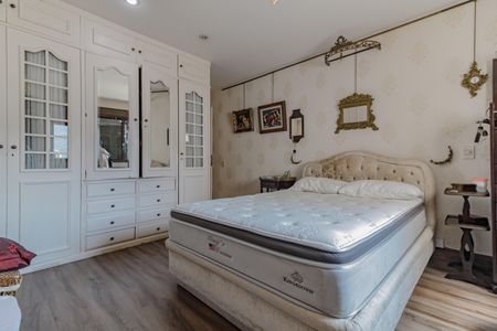 Apartamento à venda com 186m², 3 quartos e 3 vagas Apartamento à venda com 186m², 3 quartos e 3 vagasQuarto 1