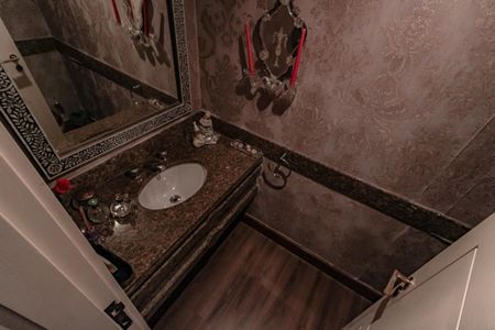 Apartamento à venda com 186m², 3 quartos e 3 vagas Apartamento à venda com 186m², 3 quartos e 3 vagasLavabo