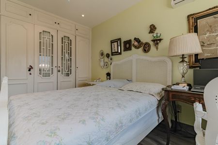 Apartamento à venda com 186m², 3 quartos e 3 vagas Apartamento à venda com 186m², 3 quartos e 3 vagasQuarto 2