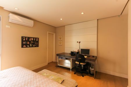 Apartamento para alugar com 228m², 3 quartos e 4 vagas Apartamento para alugar com 228m², 3 quartos e 4 vagasSuíte 1