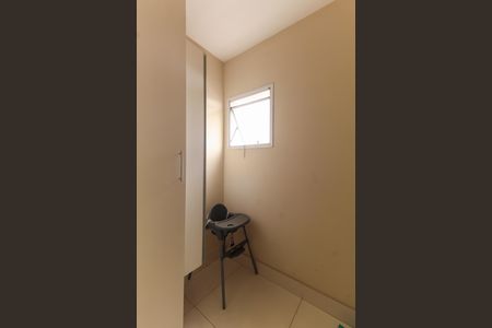 Apartamento para alugar com 228m², 3 quartos e 4 vagas Apartamento para alugar com 228m², 3 quartos e 4 vagasÁrea de Serviço