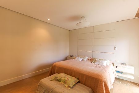 Suíte 1 de apartamento para alugar com 3 quartos, 228m² em Parque da Mooca, São Paulo