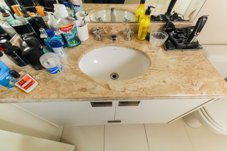 Apartamento para alugar com 228m², 3 quartos e 4 vagas Apartamento para alugar com 228m², 3 quartos e 4 vagasBanheiro da Suíte 3