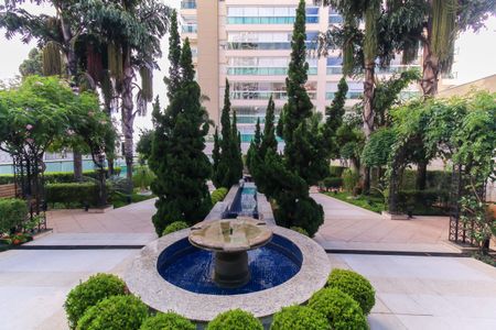 Apartamento para alugar com 228m², 3 quartos e 4 vagas Apartamento para alugar com 228m², 3 quartos e 4 vagasEntrada