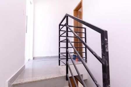 Apartamento à venda com 83m², 2 quartos e 1 vagaEscada 