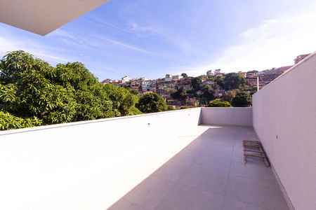 Apartamento à venda com 83m², 2 quartos e 1 vagaCobertura