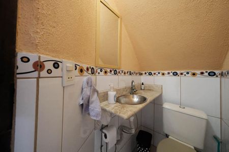 Casa à venda com 200m², 3 quartos e 2 vagasLavabo